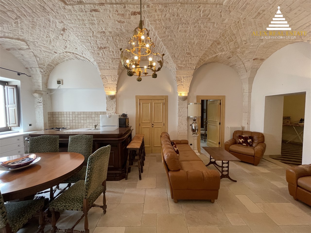 Residenza in Pietra in Palazzo dei Nobili di Cisternino
